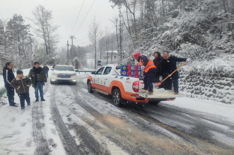 以雪為令，聞雪而動丨路橋集團彰顯國企擔(dān)當